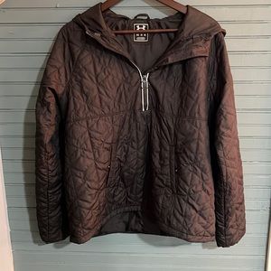 Under armor pull over half a zip